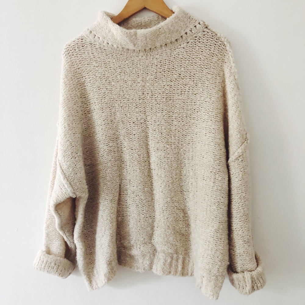 ASTR sweater